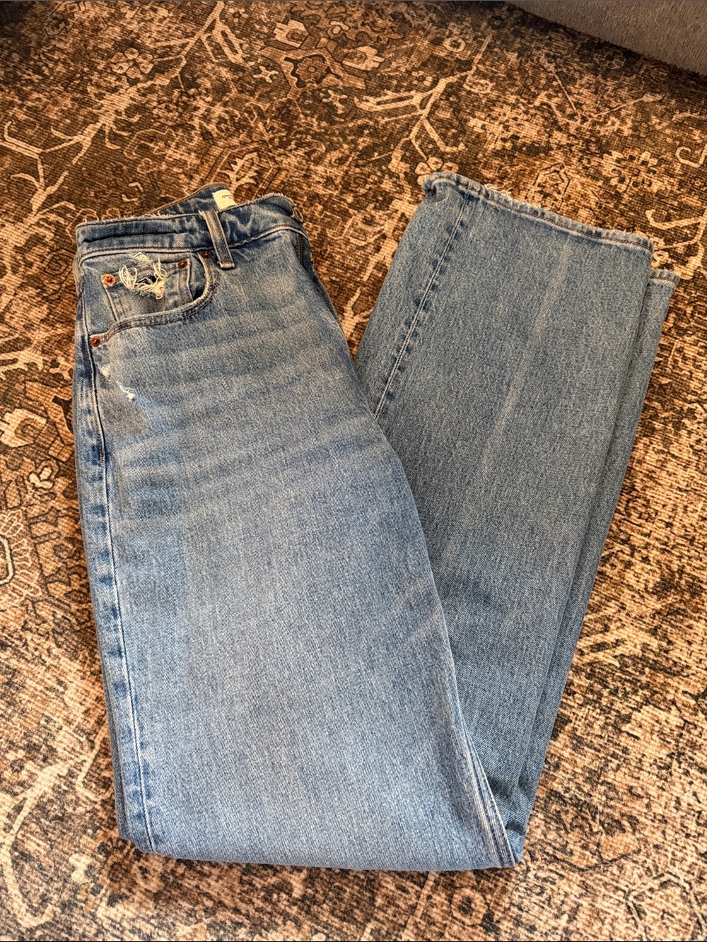 Abercrombie & Fitch The 90’s Relaxed Jean High Rise